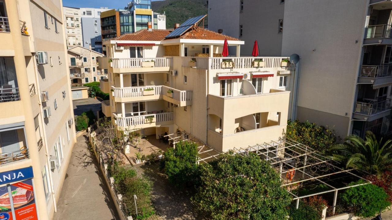 Maxima Apartment Budva