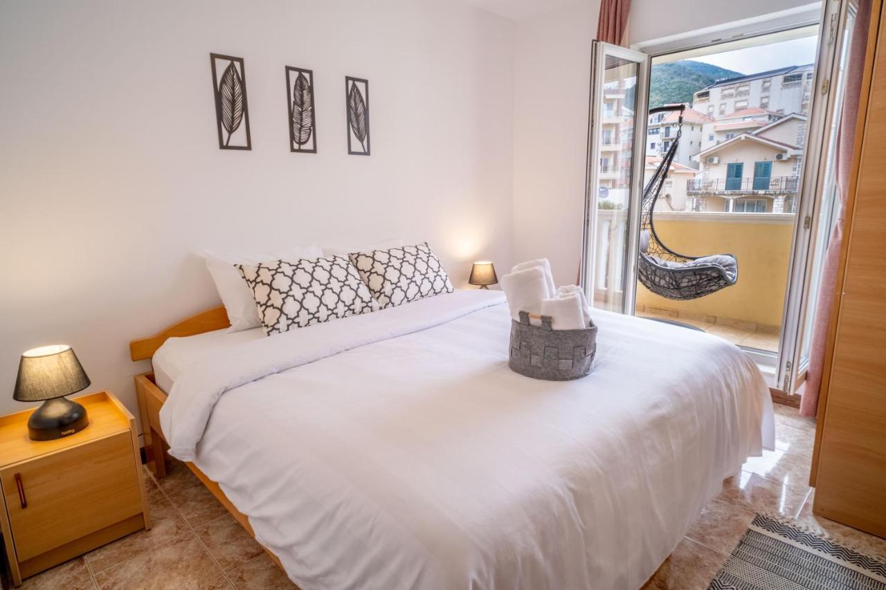 Maxima Apartment